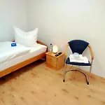 Gaestehaus Schiemann 테테로프