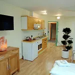 Gaestehaus Schiemann 여관 테테로프