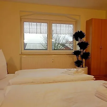 Gaestehaus Schiemann Inn *