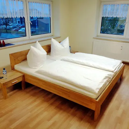 Gaestehaus Schiemann Penzion Teterow