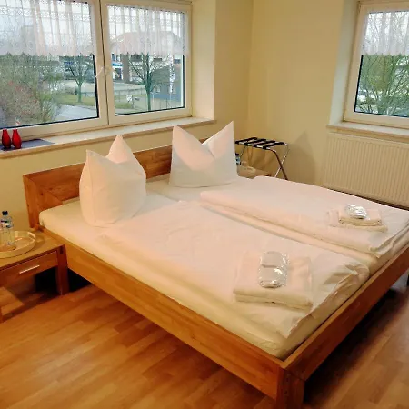 Penzion Gaestehaus Schiemann *